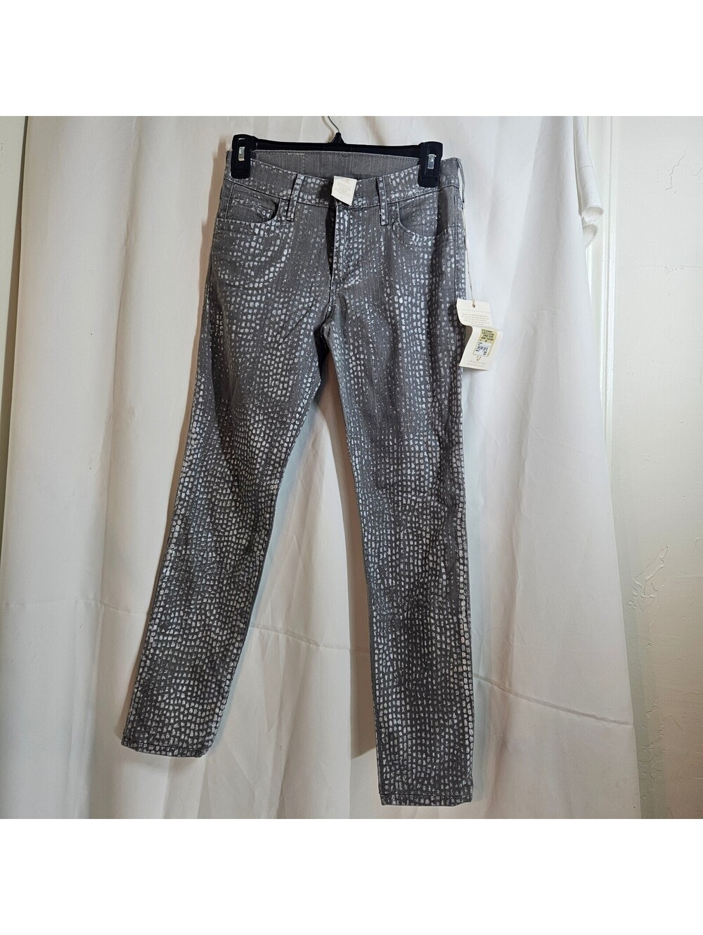 True Religion Chrissy Super Skinny Tear Drop Jeans Size 28